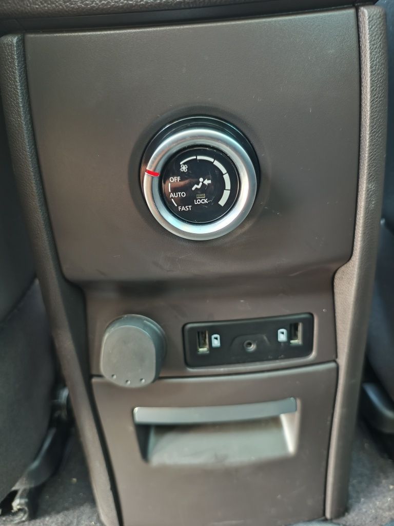 Renault Espace Inițiale Paris 7 locuri