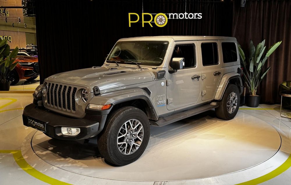 Jeep Wrangler Jeep Wrangler Unlimited Sahara Plug-in Hybrid