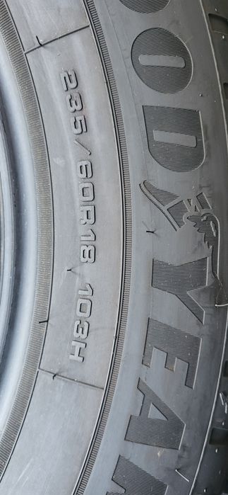 2 anvelope 235 60 18 goodyear de iarna 2021 6,2mm