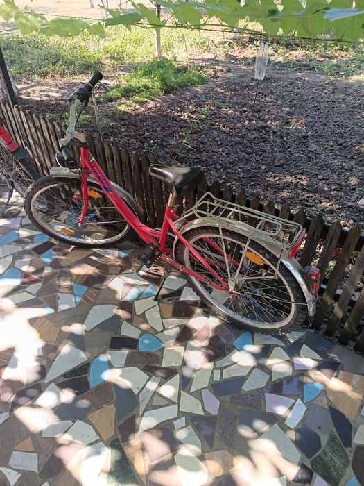 Bicicleta fata 10- 12 ani