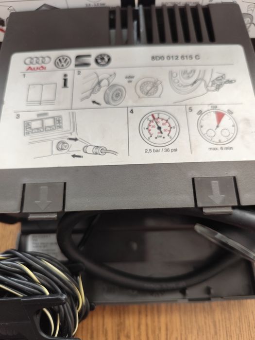 Compresor aer auto, ORIGINAL. Chei + cric, rezervă slim 5x12, 125 70 R