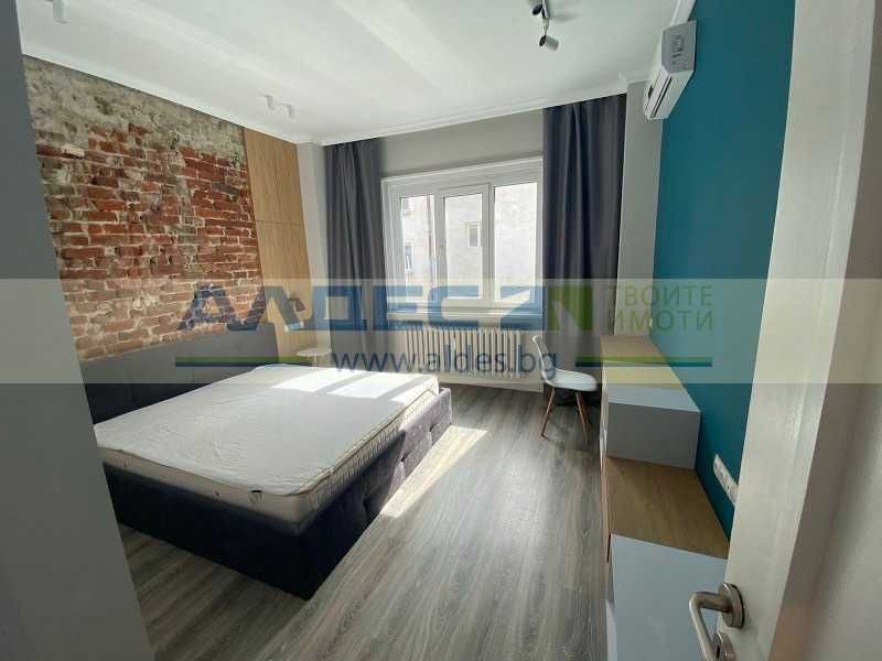 Дава се под наем Двустаен апартамент в София, Център - 68 кв.м за 875 € - Снимка #7