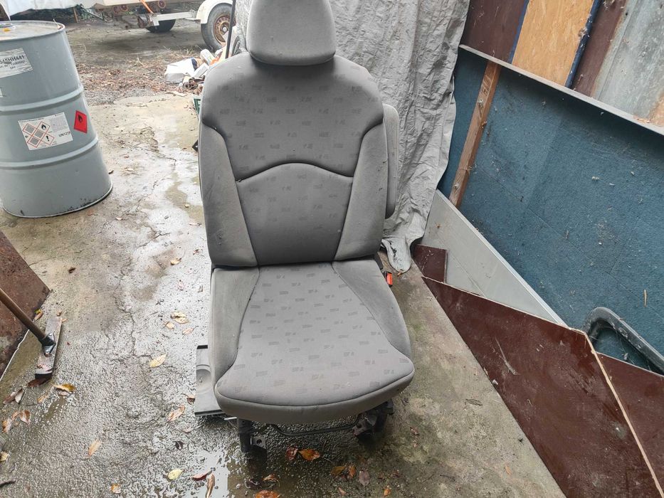 Дясна въряща седалка за кемпер FIAT DUCATO