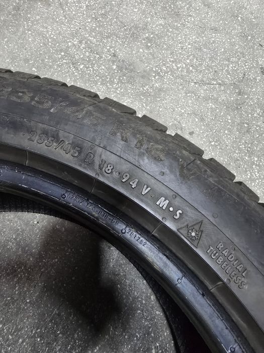 2x 235/45/18 M+S CONTINENTAL 2019 Stare impecabila