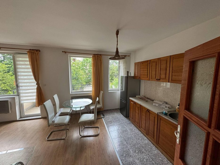 Дава се под наем Двустаен апартамент в София, Красно село - 68 кв.м за 499 € - Снимка #3