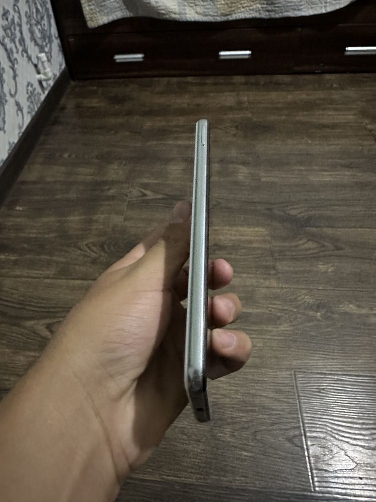 Samsug a32 narxi 900000
