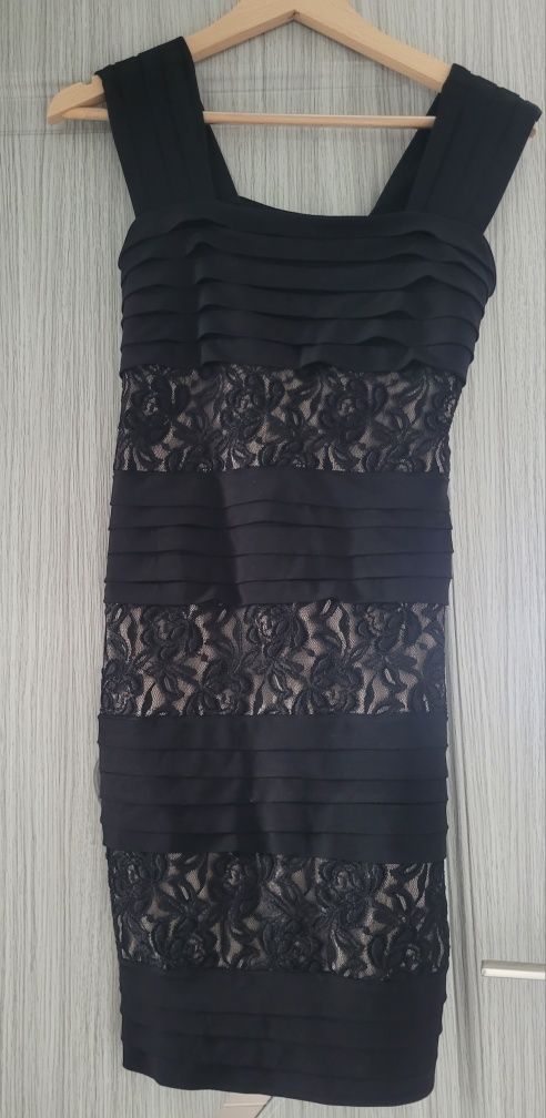 Rochie eleganta, de ocazie, material foarte comod, la pret special