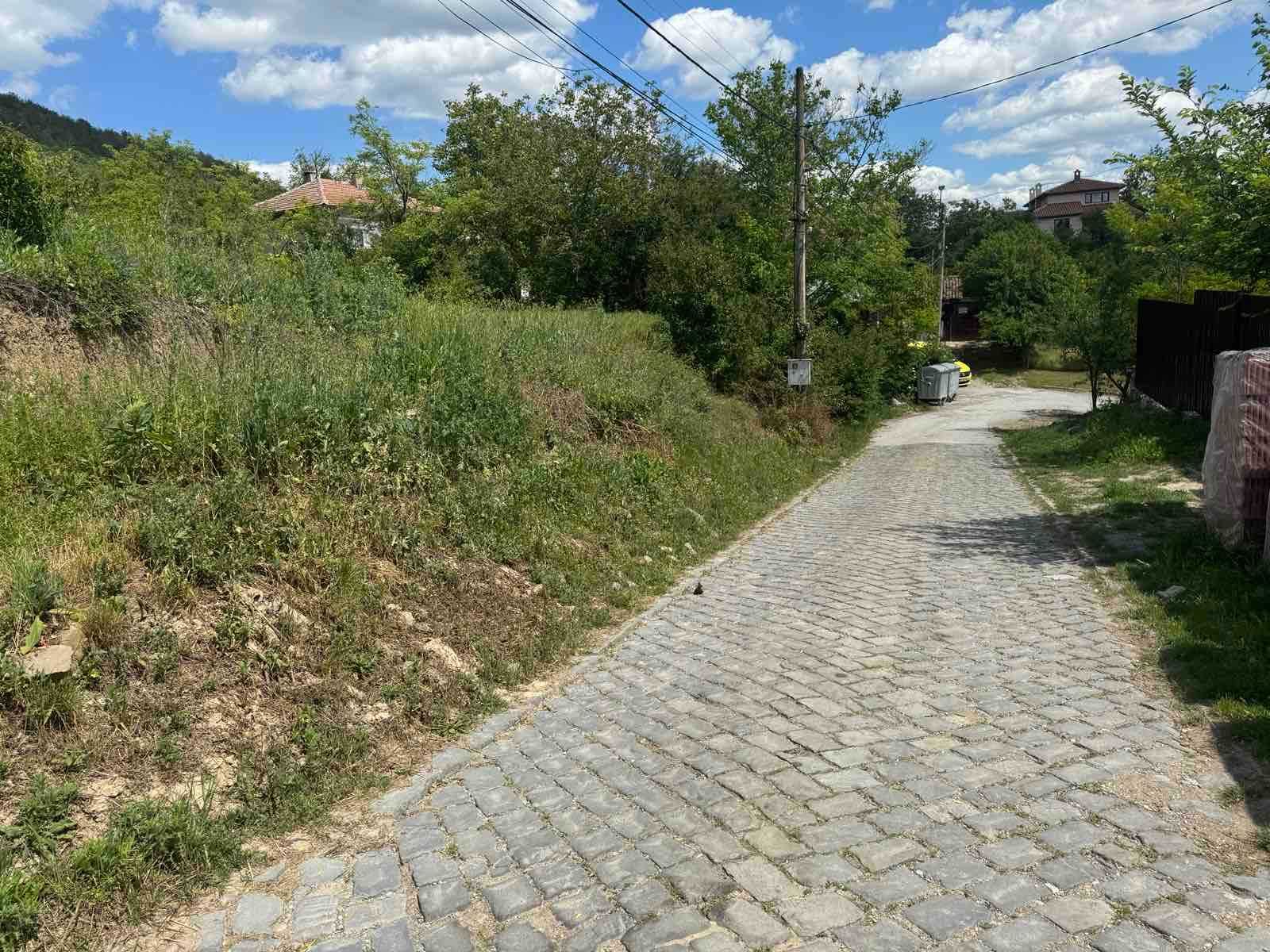 Парцел в гр.Дебелец!