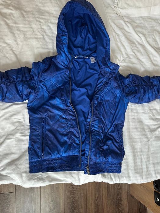 лёгкая куртка reebok