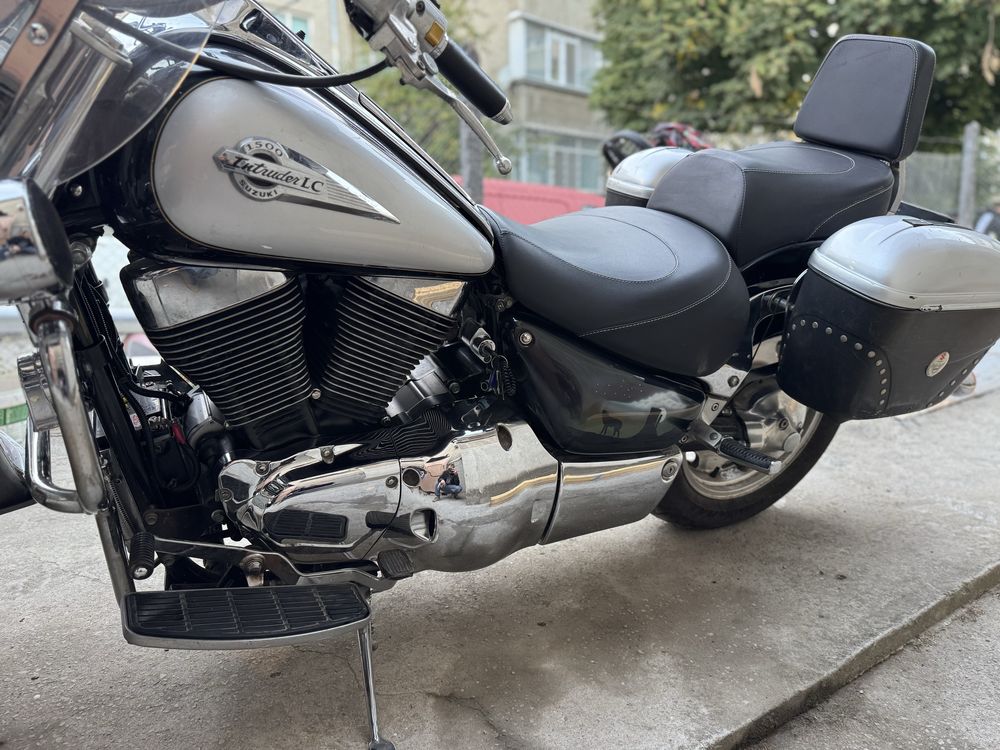 Suzuki Intruder 1500LC