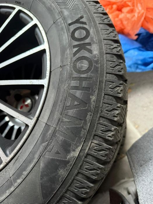 Продаю комплект колёс на Mitsubishi