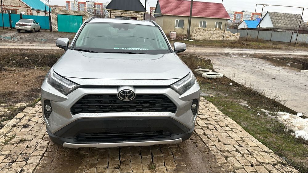 Продам автомашину раф4, LXE комплектация