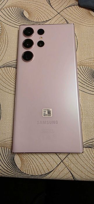 Продавам Samsung s23 Ultra