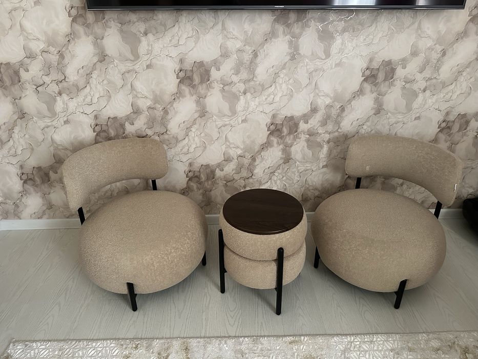 Zamonaviy yumshoq mebel to‘plami sotiladi 2 kreslo stol  divan