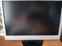 Продавам LCD монитор NEC