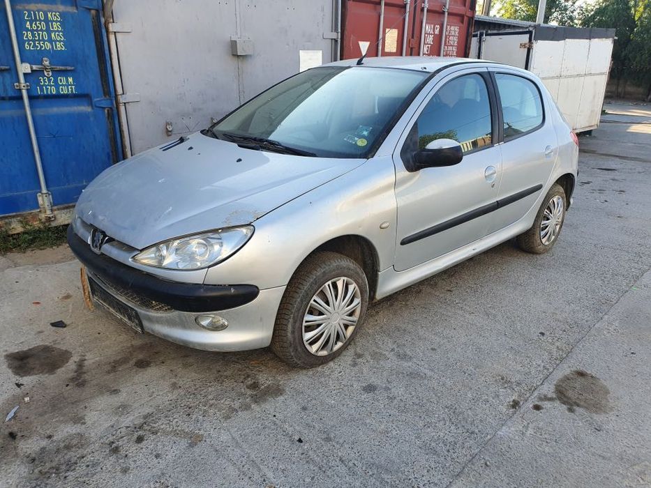 Dezmembrari  Peugeot 206  1998  > 0000 1.4 Benzina