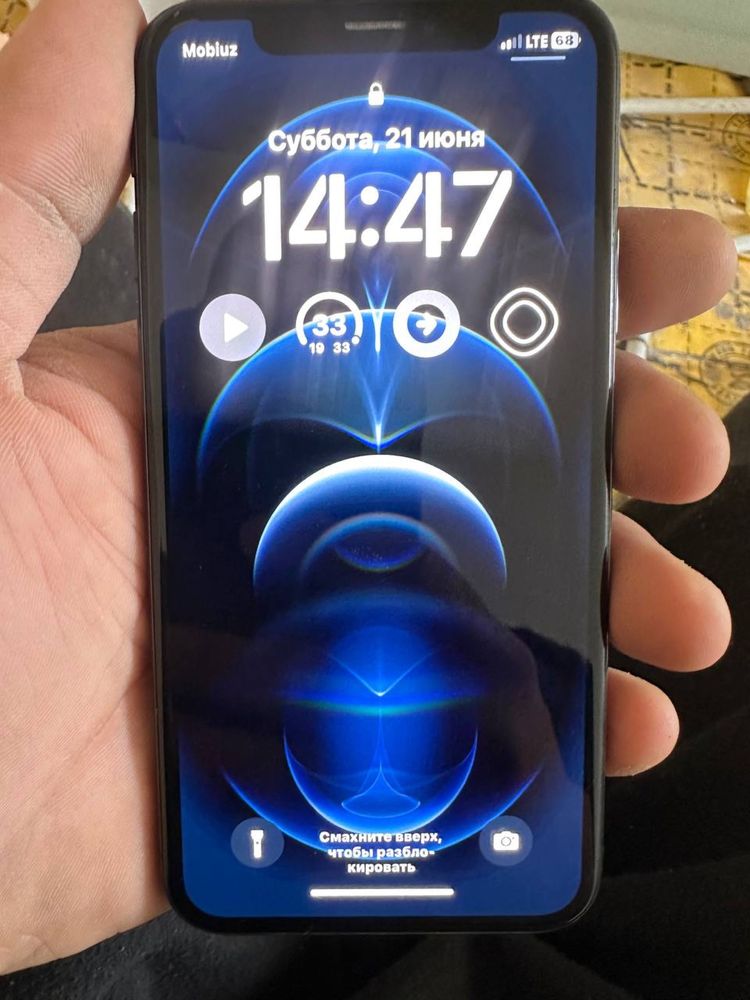 Iphone X 64GB fece id hammasi ishlidi orqa krishka cheti ozgina singan