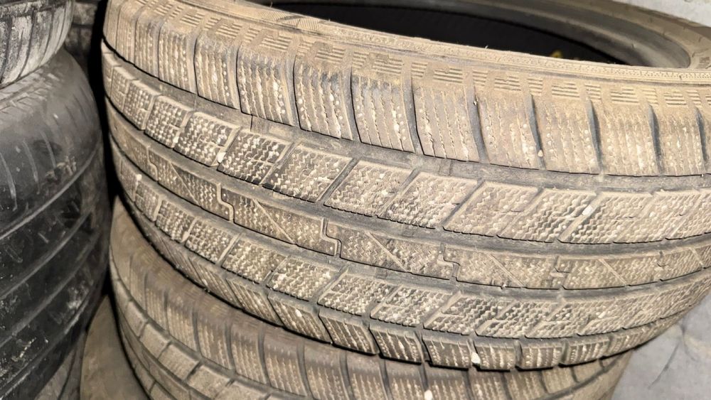 205/55/16 Китайская шина 2015 год Протектор хороший 45 тыс за комплект