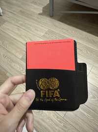 Красная и желтая карты судьи футбол