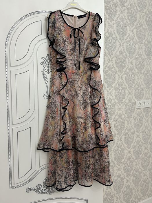 платье киілген көйлектер таза 44/46размерге келеді хабарласыңыздар