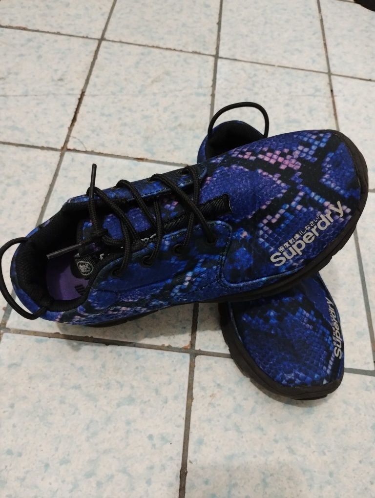 Adidași SuperdrY