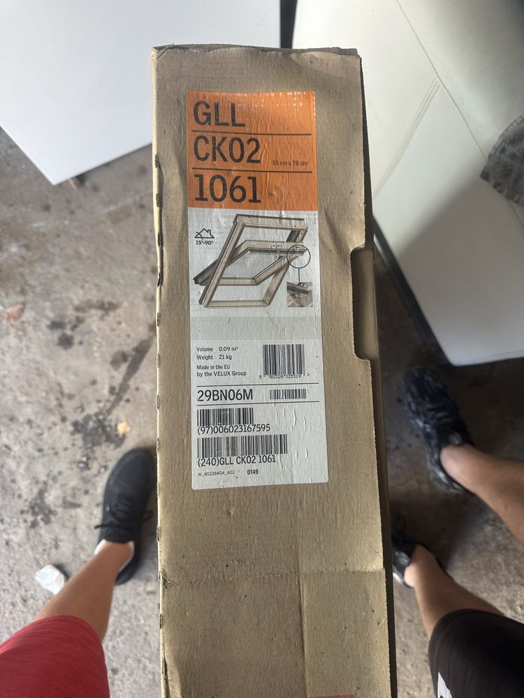 Продавам нова капандура VELUX GLL CK02 (55x78 см) с обшивка EDS