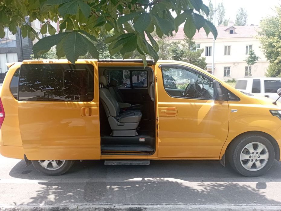 HYUNDAI Grand Statex