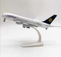 Macheta avion Lufthansa Airlines A380 / metal / 20 cm