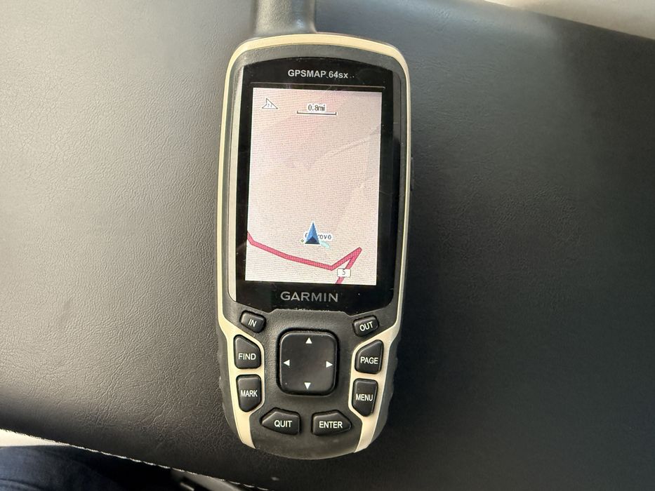 Garmin 64st + зарядни + акумулаторни батерии