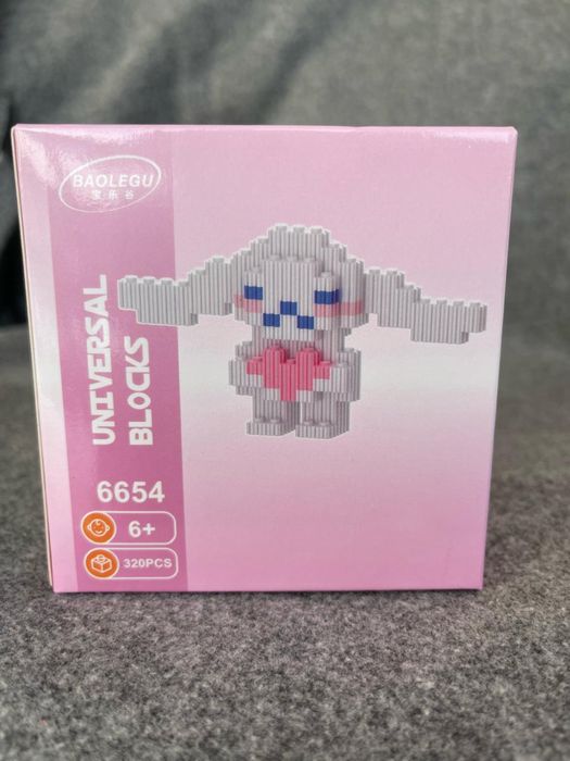 Конструктор в виде белого зайца