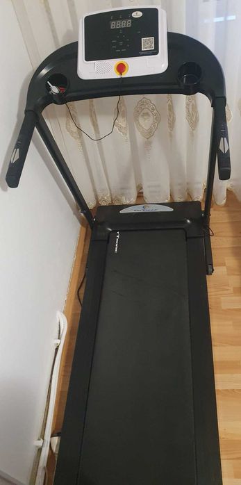 Vând bandă de alergat Fit Tronic D2000
