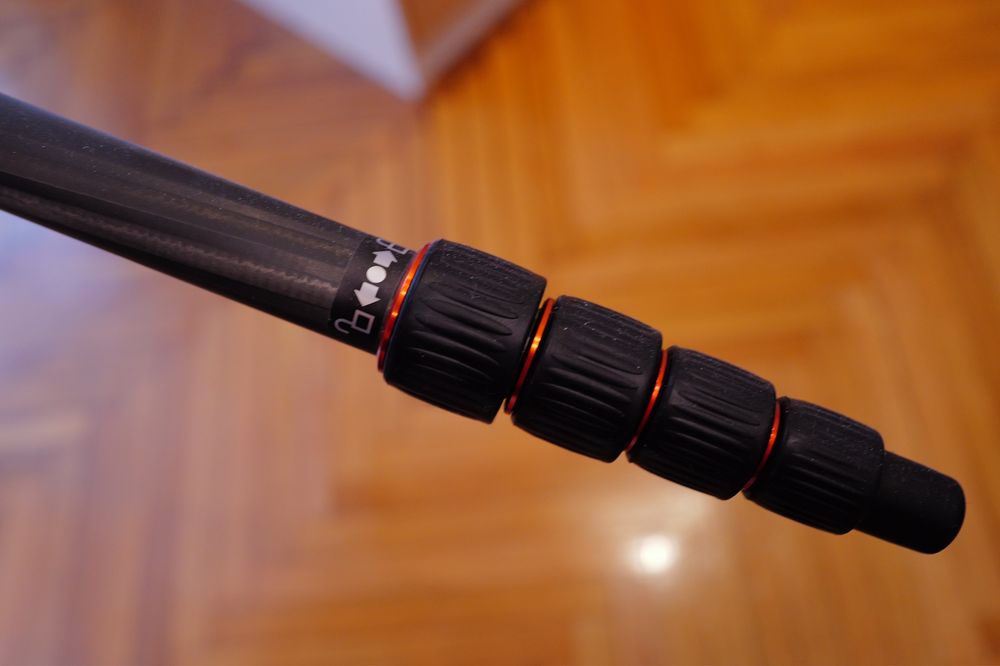 Trepied Rollei Compact Traveler No. 1 Carbon si Magneziu foto video