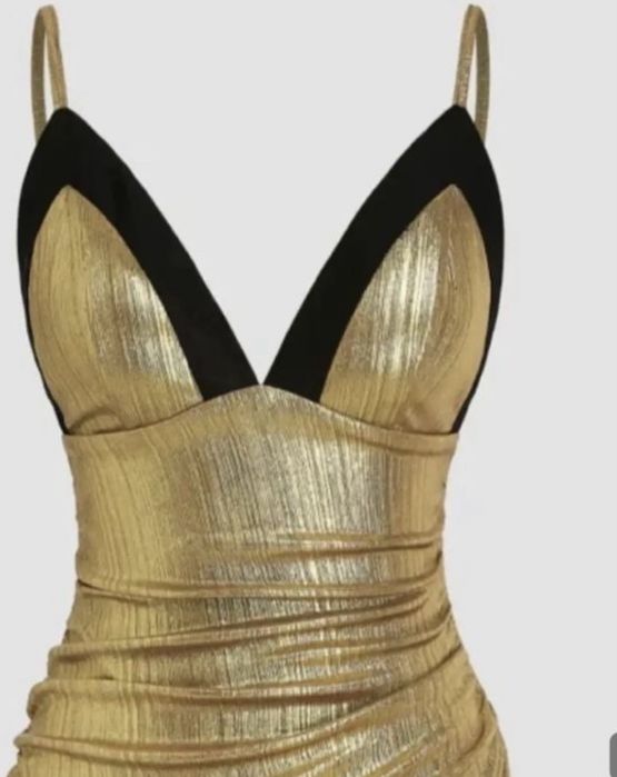 Платье новое