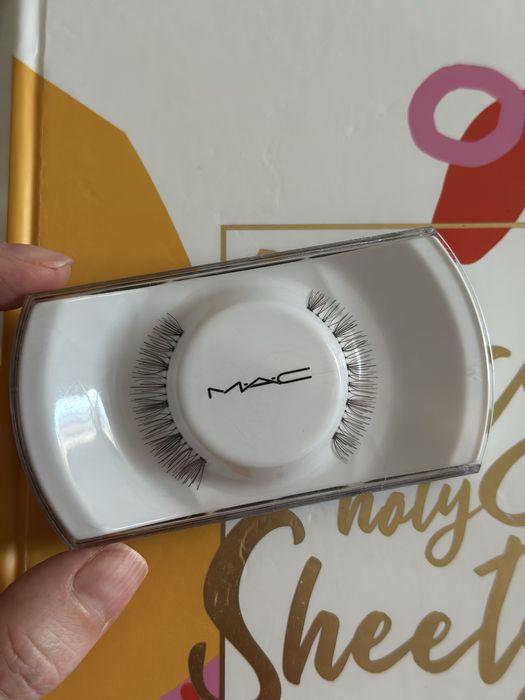 Накладные ресницы от бренда M.A.C
