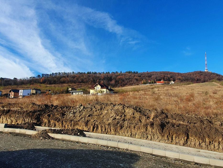 Pers. fizica Vand teren Pietricica Piatra Neamt