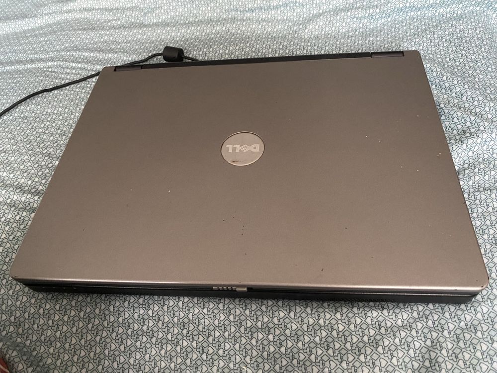 Laptop dell inspiration 1300 celeron M370 40 GB