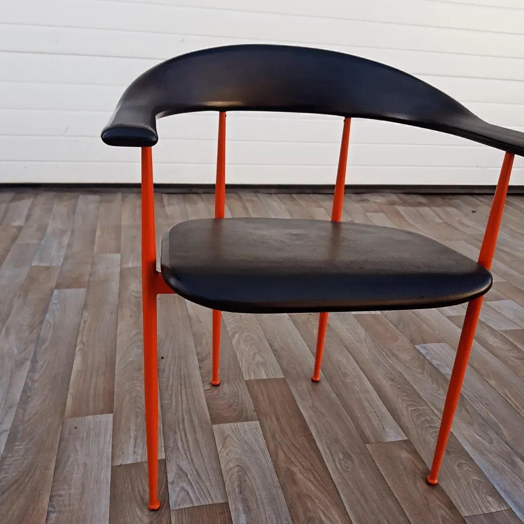 Vintage италиански дизайн стилен стол от 70те