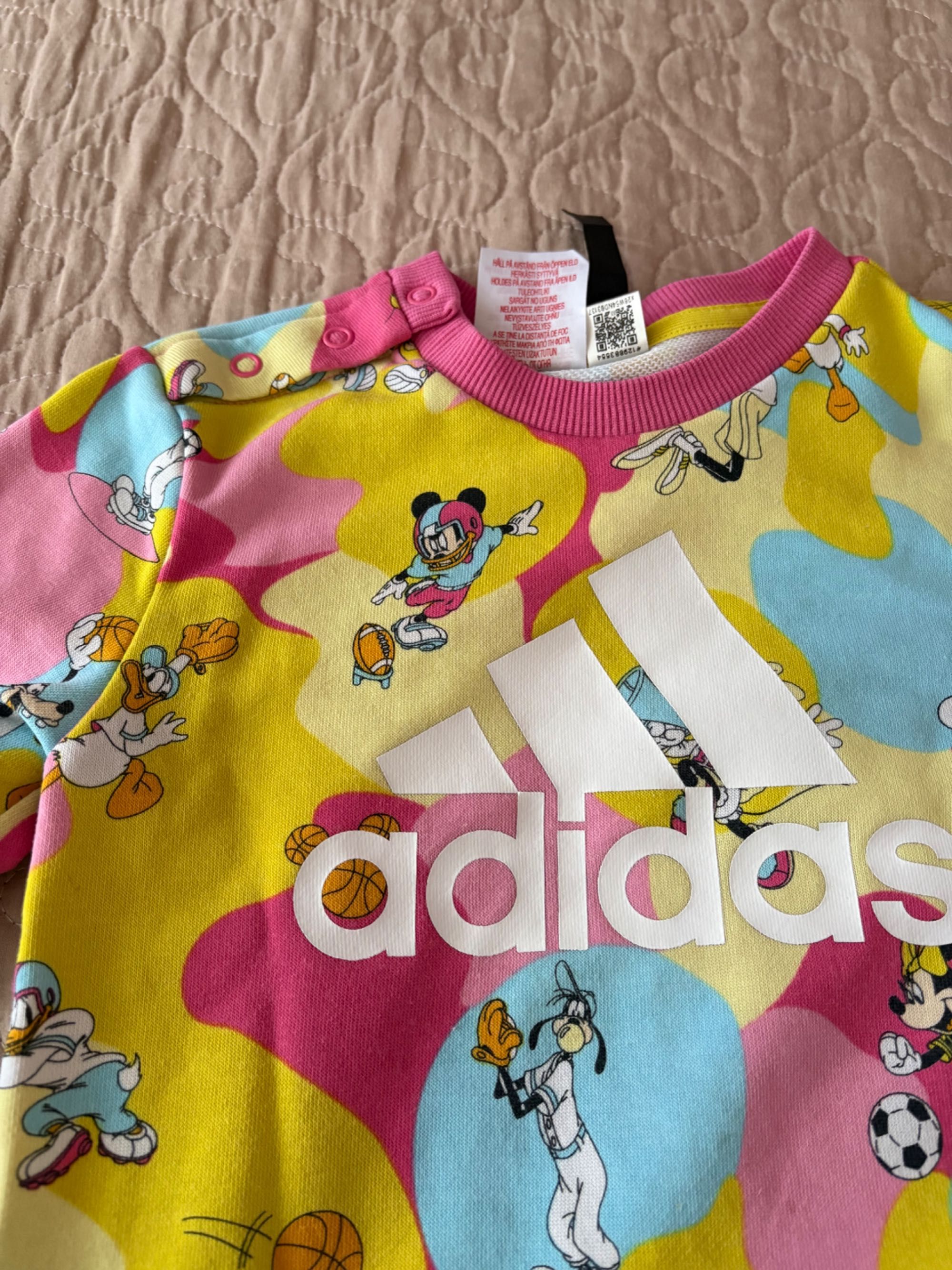 Vand bluza Adidas marimea 86 fetite