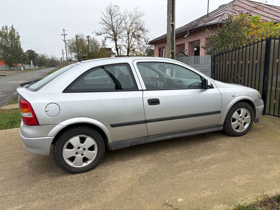 Vând Opel Astra G