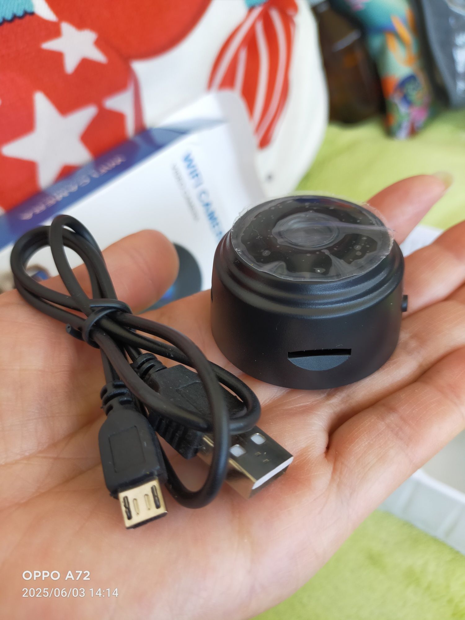 Продам wifi микро видеокамеру. Новая не пользованная.