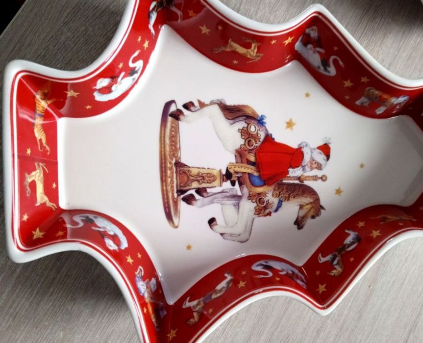 Фарфоровый шикарный набор блюд 2 шт новогодние  Ёлка