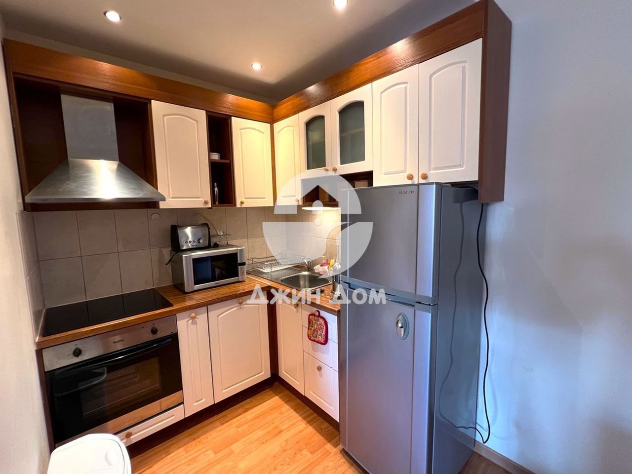 Продава се Тристаен апартамент в Свети Влас - 129 кв.м за 1047 €/кв.м - Снимка #3