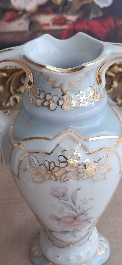 Порцеланови вази Royal Dux