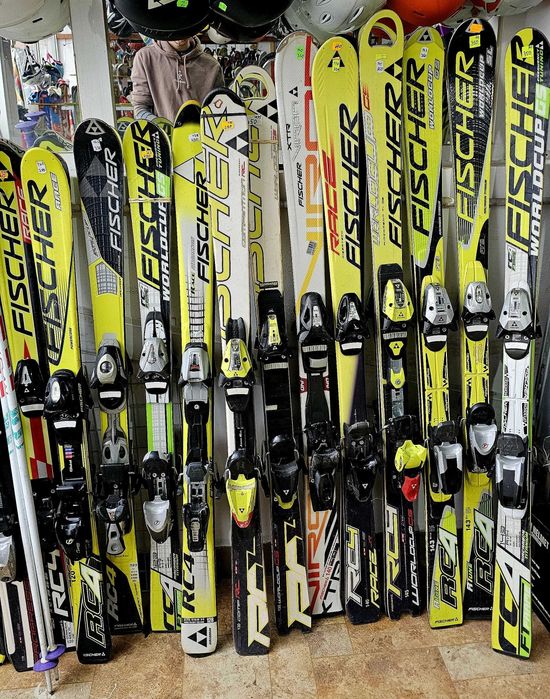 Vand Ski-uri Atomic pachet 20 Fisher pachet 23 perechi