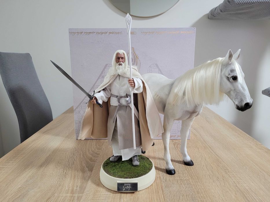 Figurina Lord of the Rings Gandalf the White 1/6