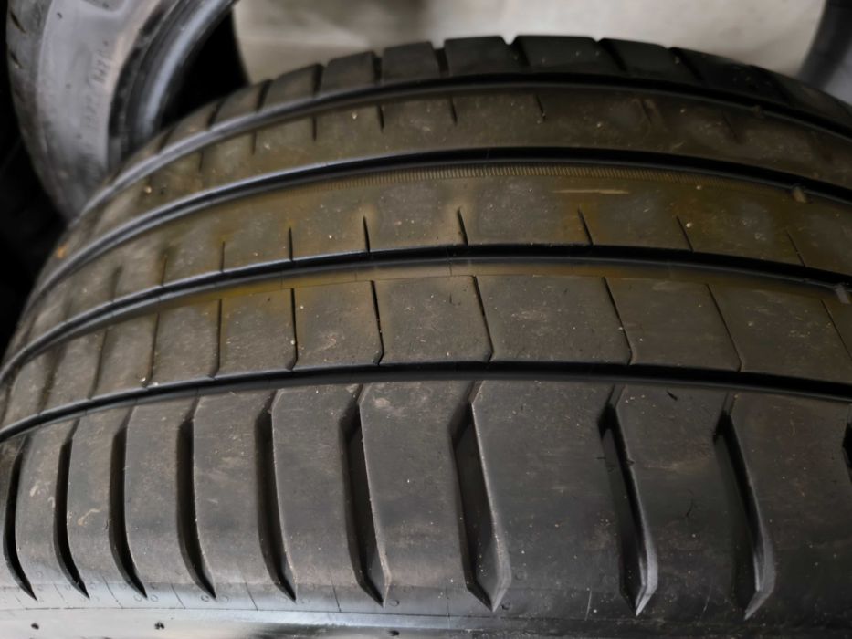 Michelin pilot sport 5 - 4бр Летни гуми 235/40/19