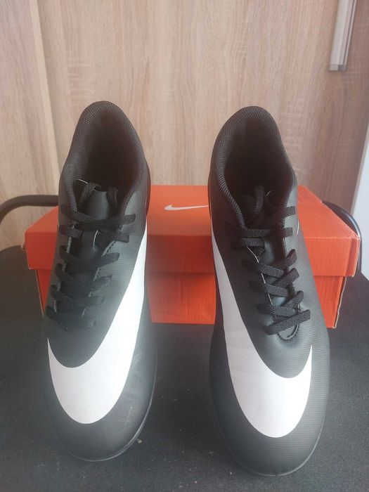 NIKE Bravata II FG