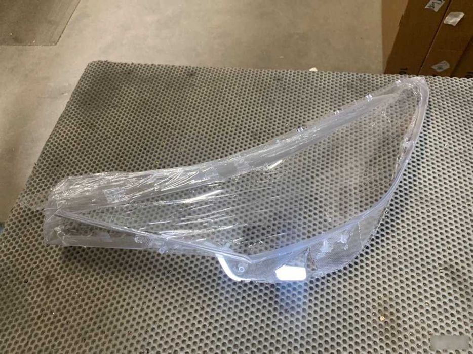 Стекло фары левое Hyundai Elantra CN7 (2021–н.в.) Jorden