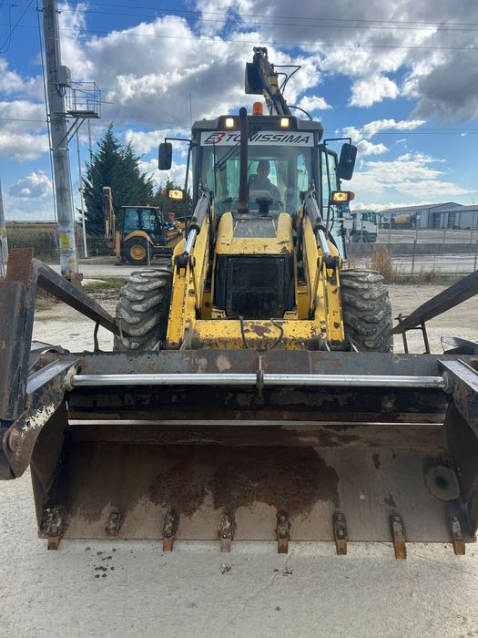Buldoexcavator new holland B 115 B