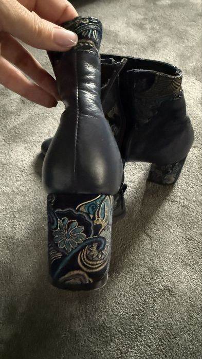 Ghete dama marimea 37